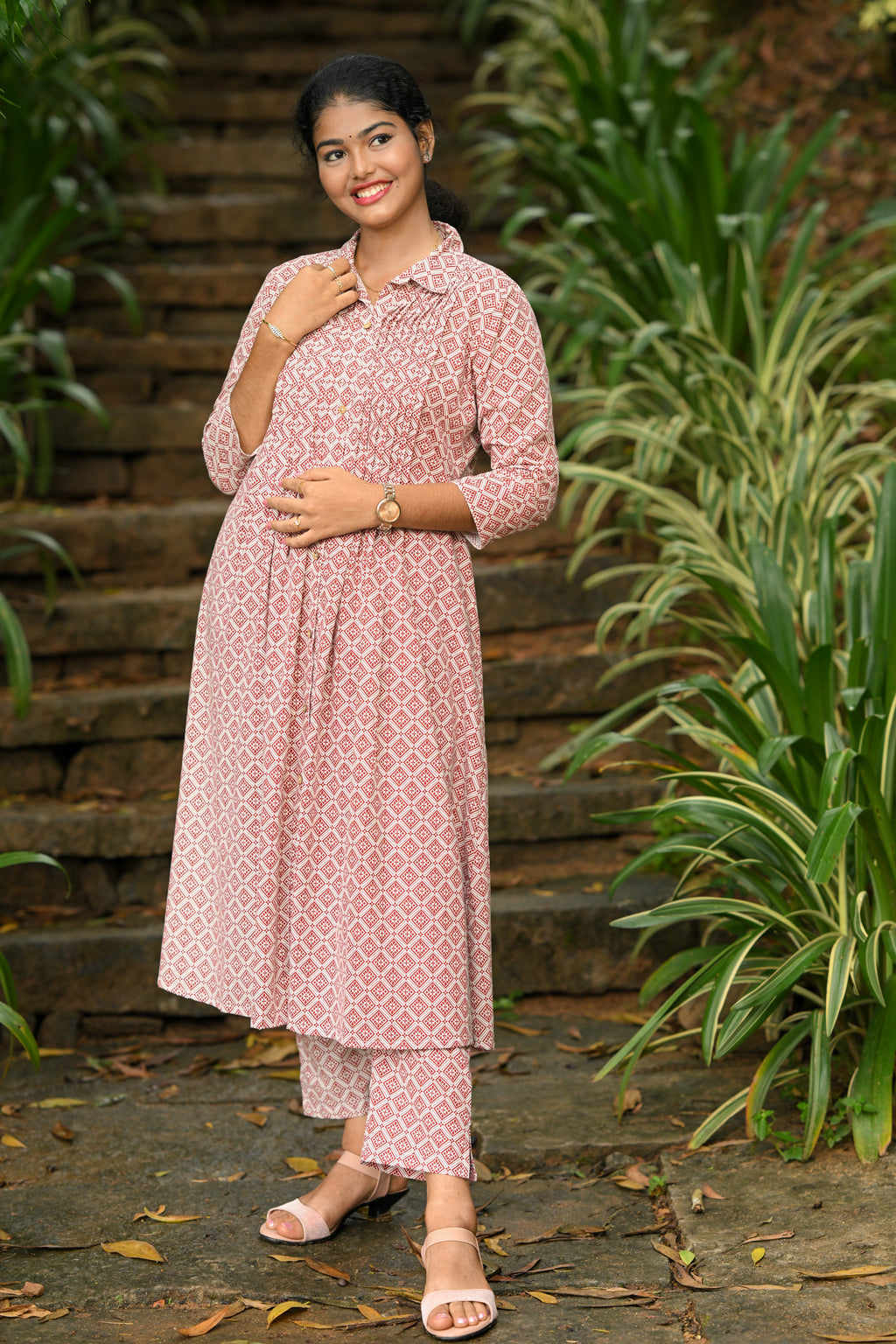 Amogh - Cotton Kurti with Pant Kurta Set for Women