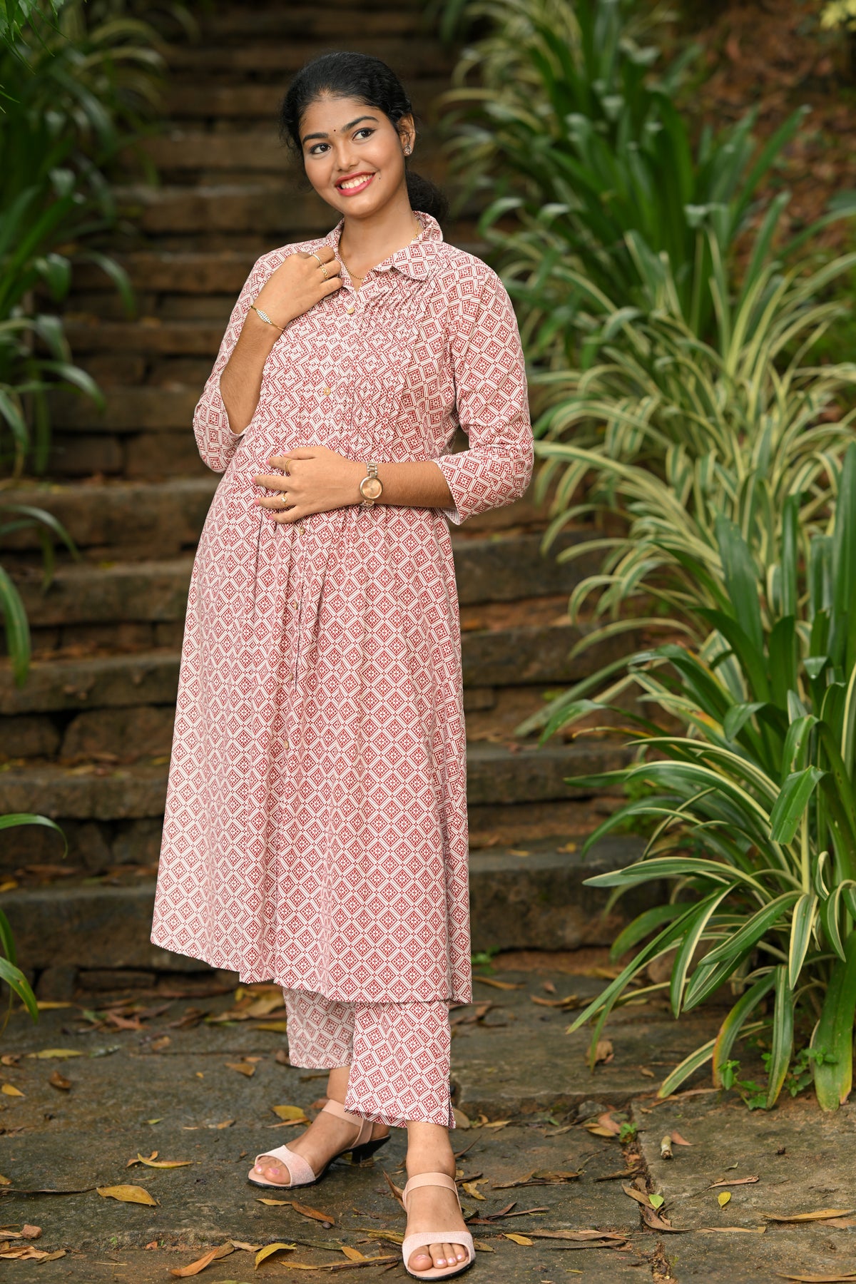 Amogh - Cotton Kurti with Pant Kurta Set for Women