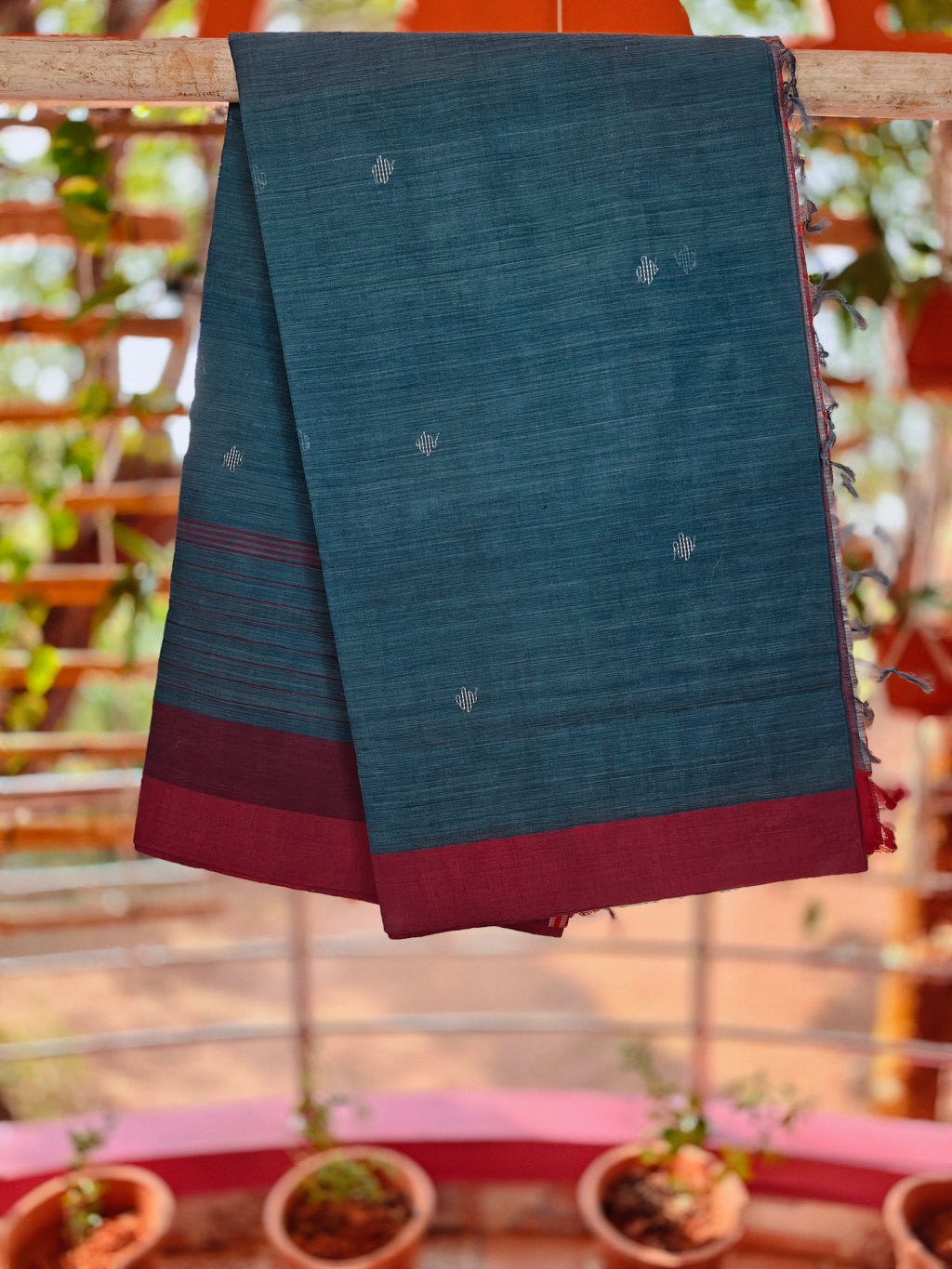 SriNakshGeeth Udupi Handloom GI Tagged Saree – Dusty Rose & Teal Kalpana Special 80 Count with Chandrika Butta Embroidery