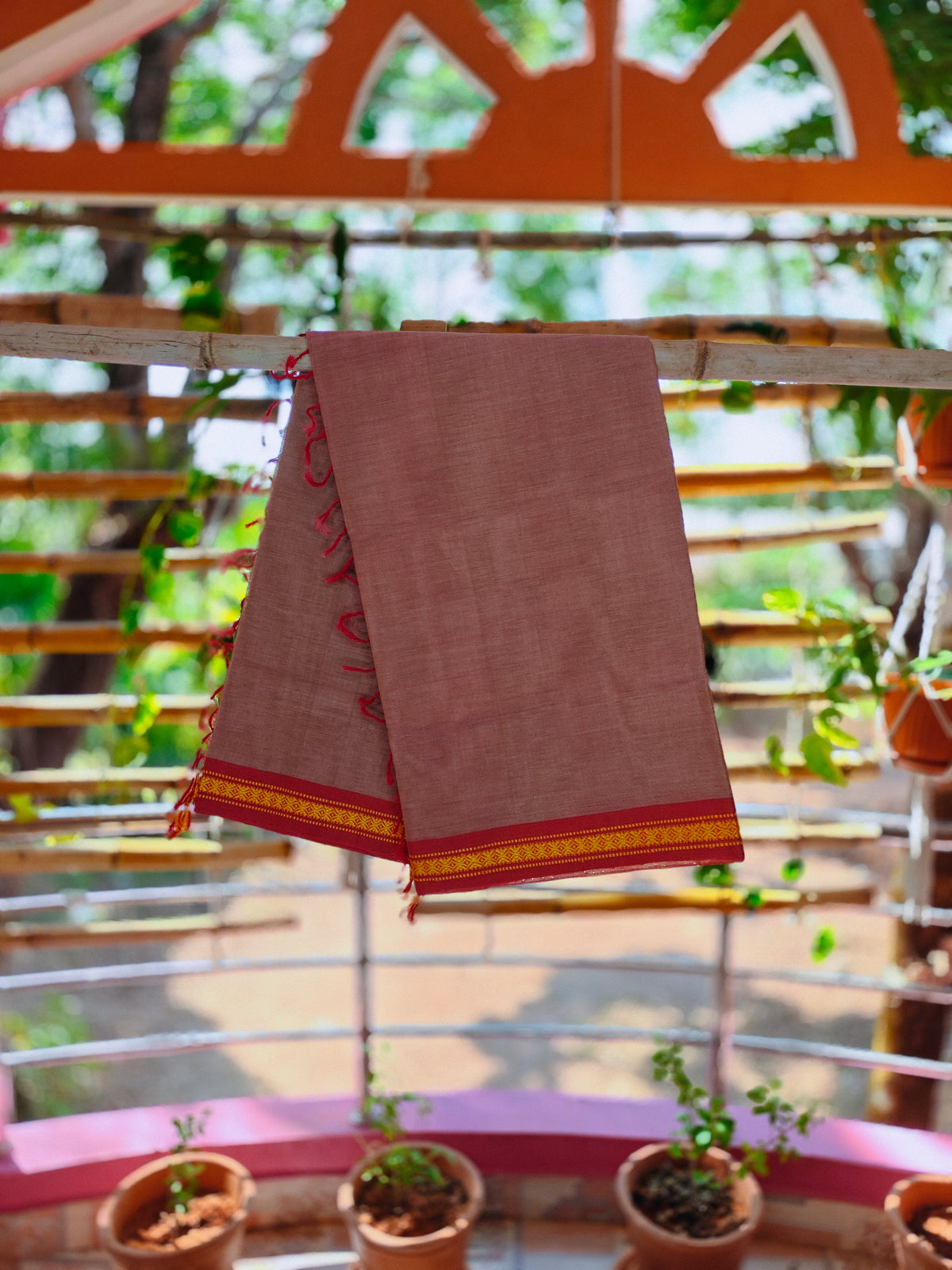 SriNakshGeeth Udupi Handloom GI Tagged Saree – Muted Peach Pink & Deep Pink Sudha Special 60 Count