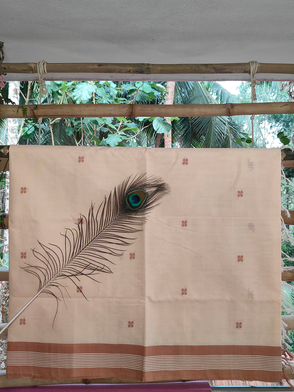 SriNakshGeeth Kalpana Special Udupi Handloom GI- Tagged Saree – Sand Beige Body with Rose Pallu